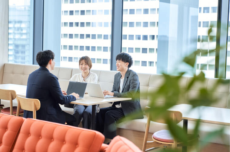 社内の様子